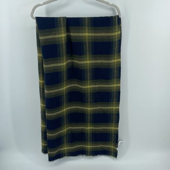 Banana Republic wool blend tartan plaid fringe hem blanket scarf - Picture 5 of 5